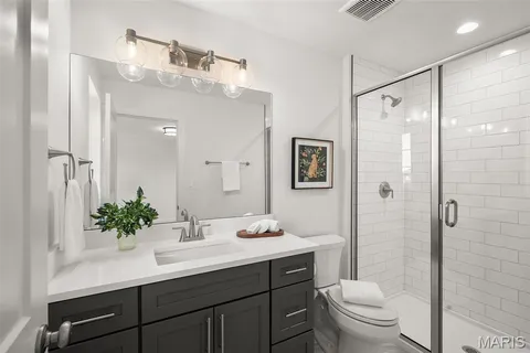 $1,499,000 | 529 Long Acres Lane, St. Louis, MO 63132