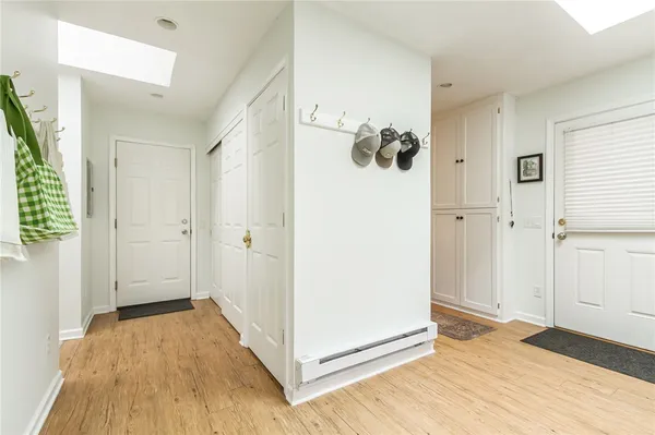 $499,900 | 30 Nettlecreek Road, Perinton, NY 14450