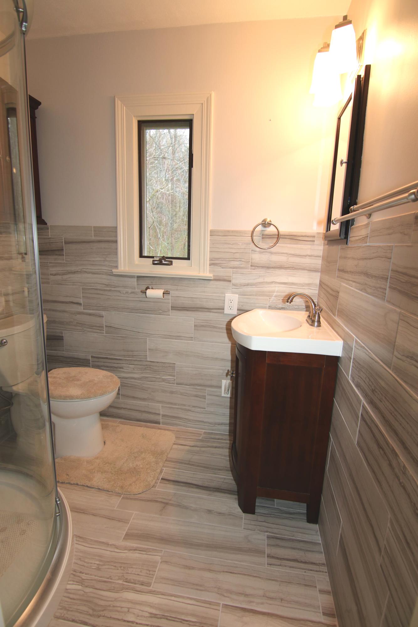 213 Green Road Knoxville, TN 37920 - Photo 14 of 33 Bath A