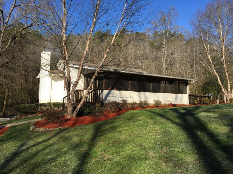 213 Green Road Knoxville, TN 37920 - Photo 6 of 33 IMG_1045