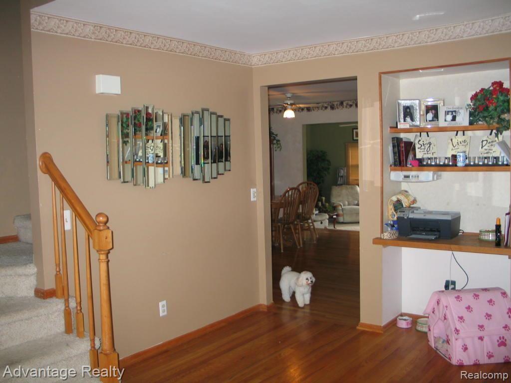 53101 Bates Road New Baltimore, MI 48051 - Photo 3 of 16 6-24-11 212