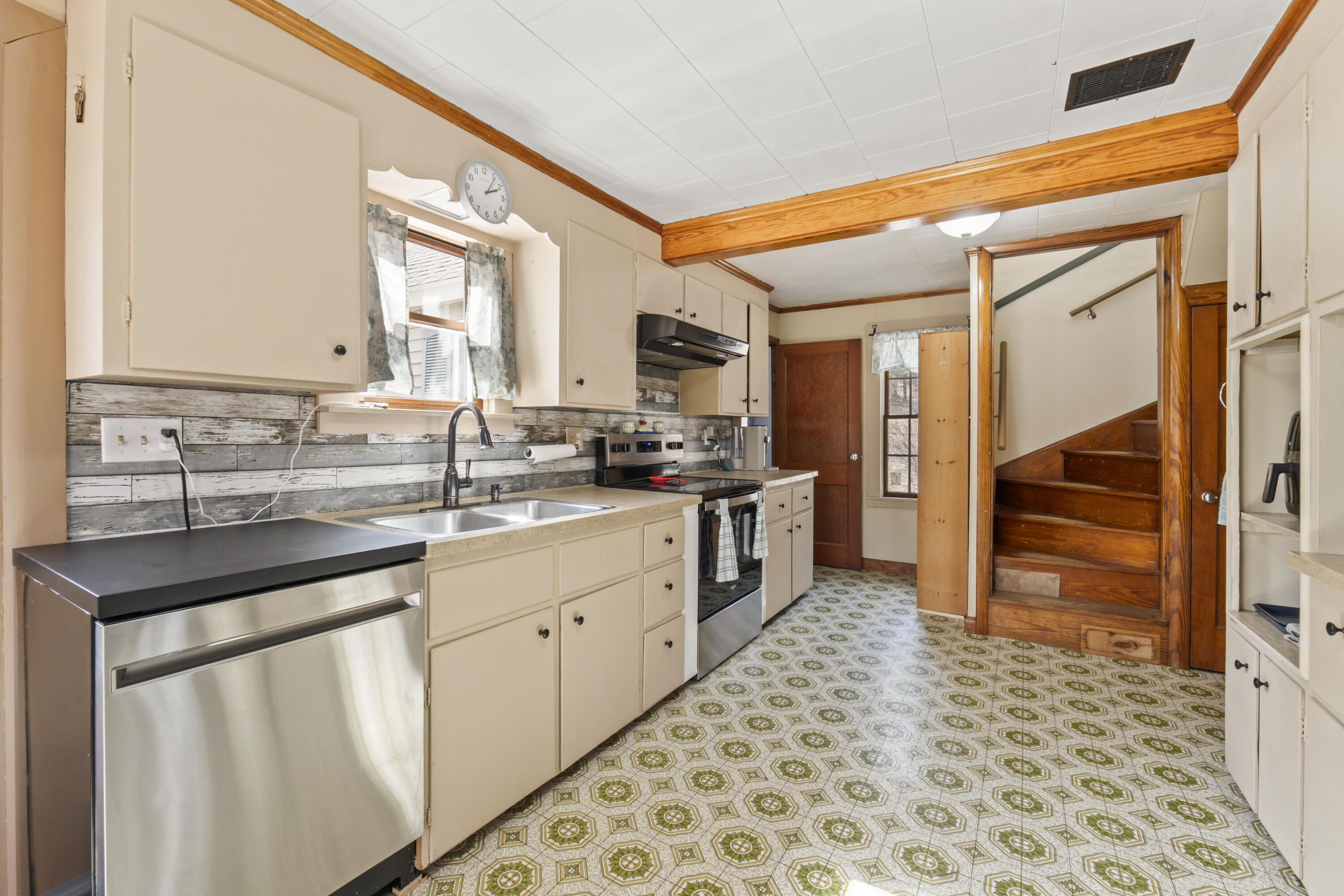 341 East Road Wales, ME 04280 - Photo 10 of 49 341 East Rd_117