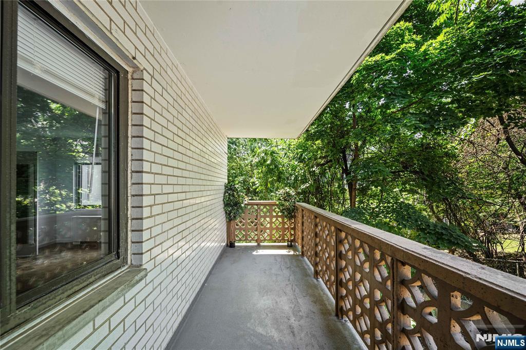1375 River Road, Unit 2B Edgewater, NJ 07020 - Photo 10 of 30