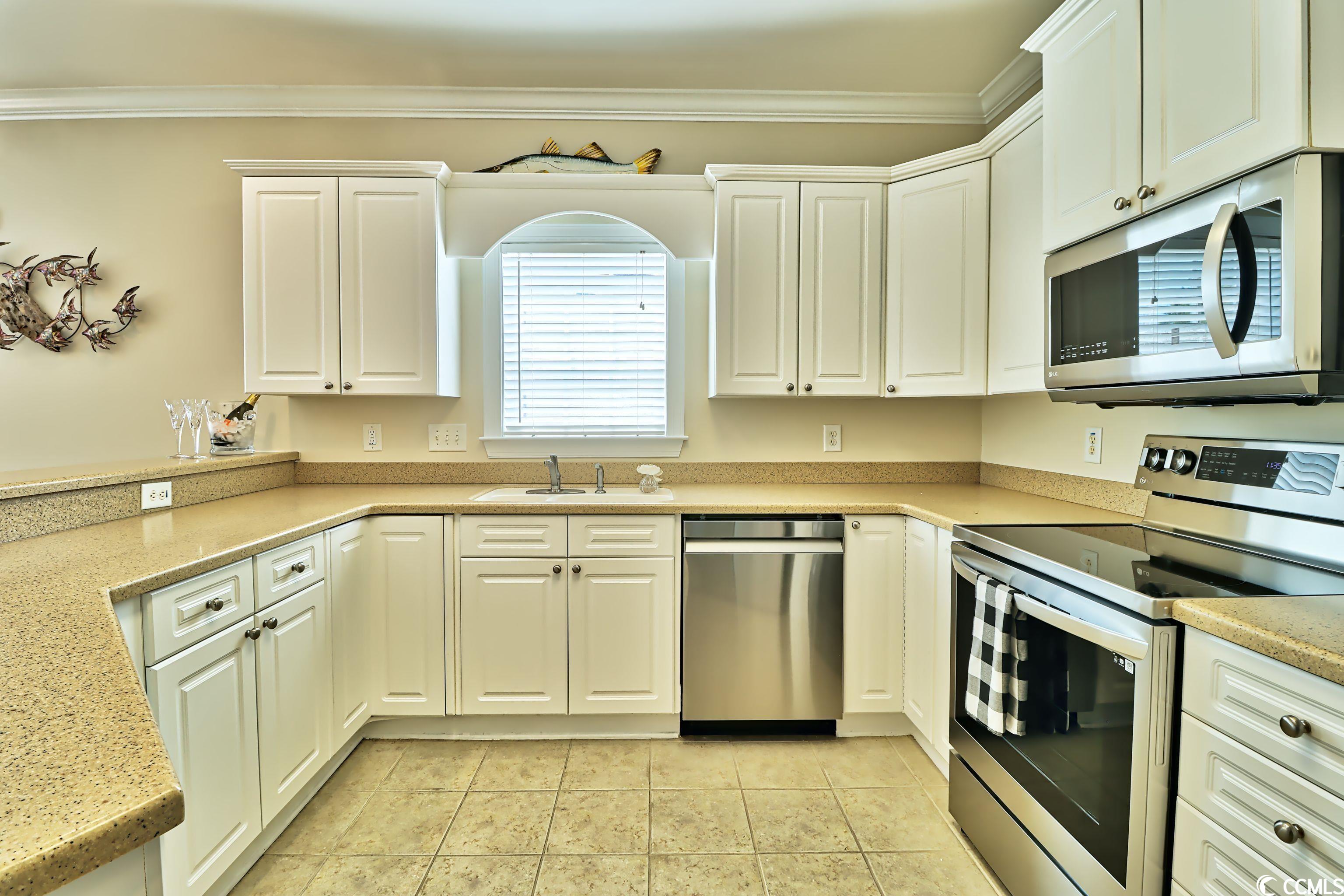 703 Shearwater Court, Unit 305 Murrells Inlet, SC 29576 - Photo 7 of 40