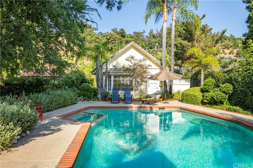 2915 Lakemont Drive Fallbrook, CA 92028 - Photo 36 of 56 a view of a house with a yard
