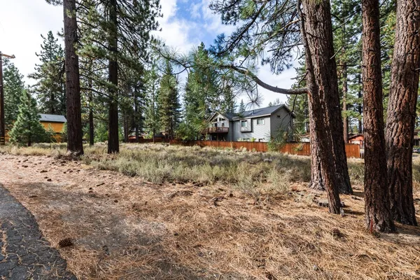 $220,000 | 1304 Susie Lake Road, South Lake Tahoe, CA 96150