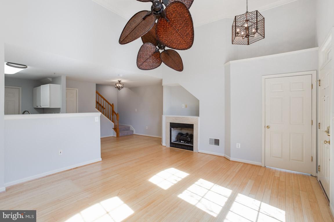 12093 Trumbull Way, Unit 20931 Reston, VA 20190 - Photo 14 of 32 Gallery Image 14