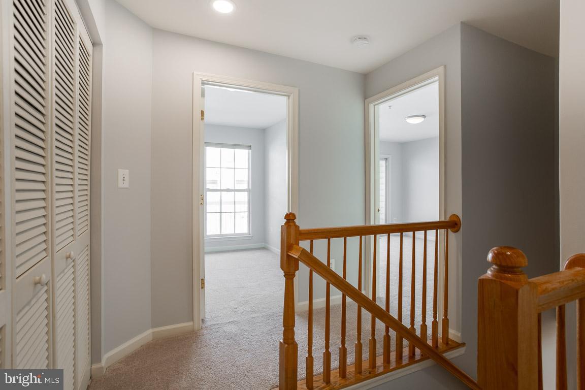 12093 Trumbull Way, Unit 20931 Reston, VA 20190 - Photo 18 of 32 Gallery Image 18