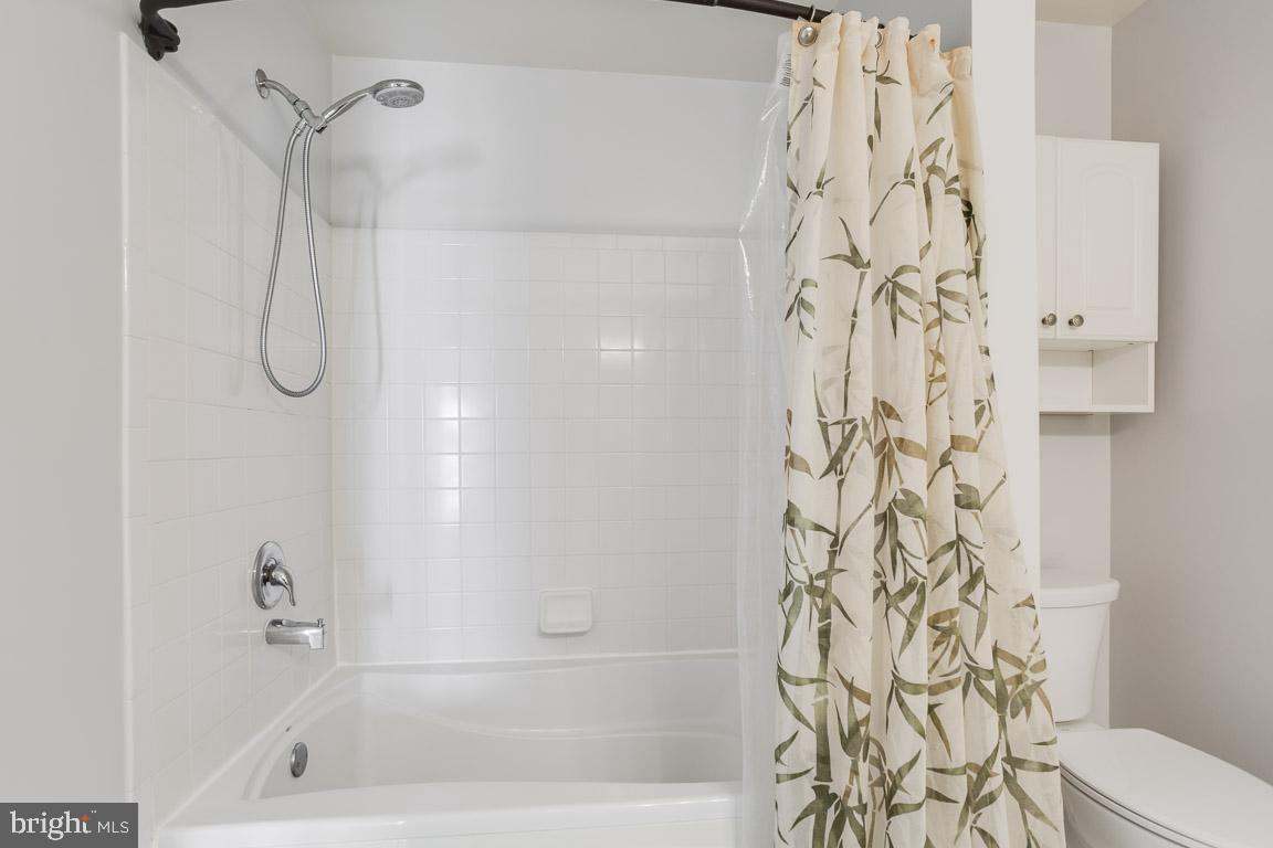 12093 Trumbull Way, Unit 20931 Reston, VA 20190 - Photo 26 of 32 Gallery Image 26