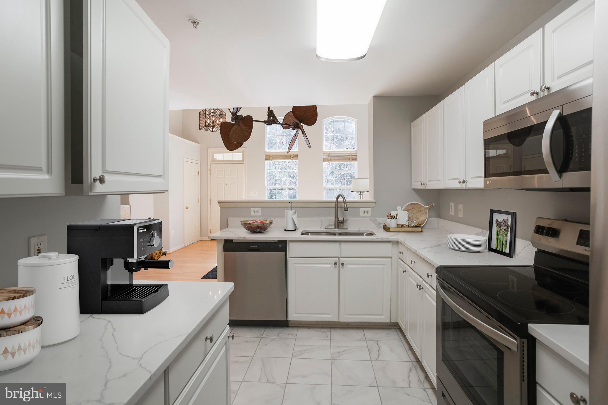12093 Trumbull Way, Unit 20931 Reston, VA 20190 - Photo 6 of 32 Gallery Image 6