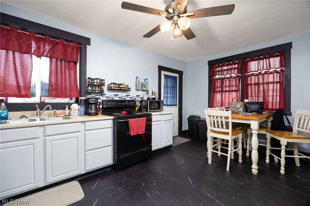 209 Gulf Road Elyria, OH 44035 - Photo 19 of 27 Gallery Image 19
