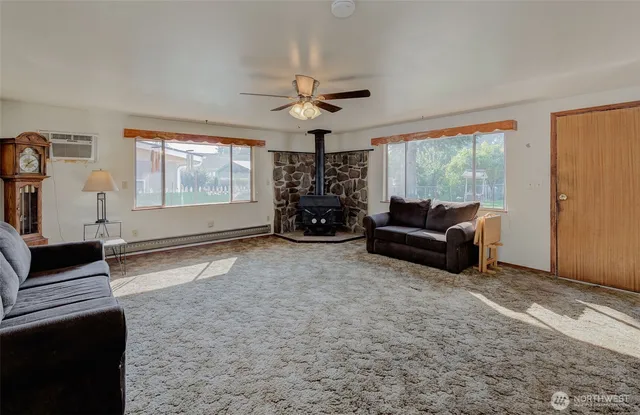 $280,000 | 815 Kittitas Street, Wenatchee, WA 98801