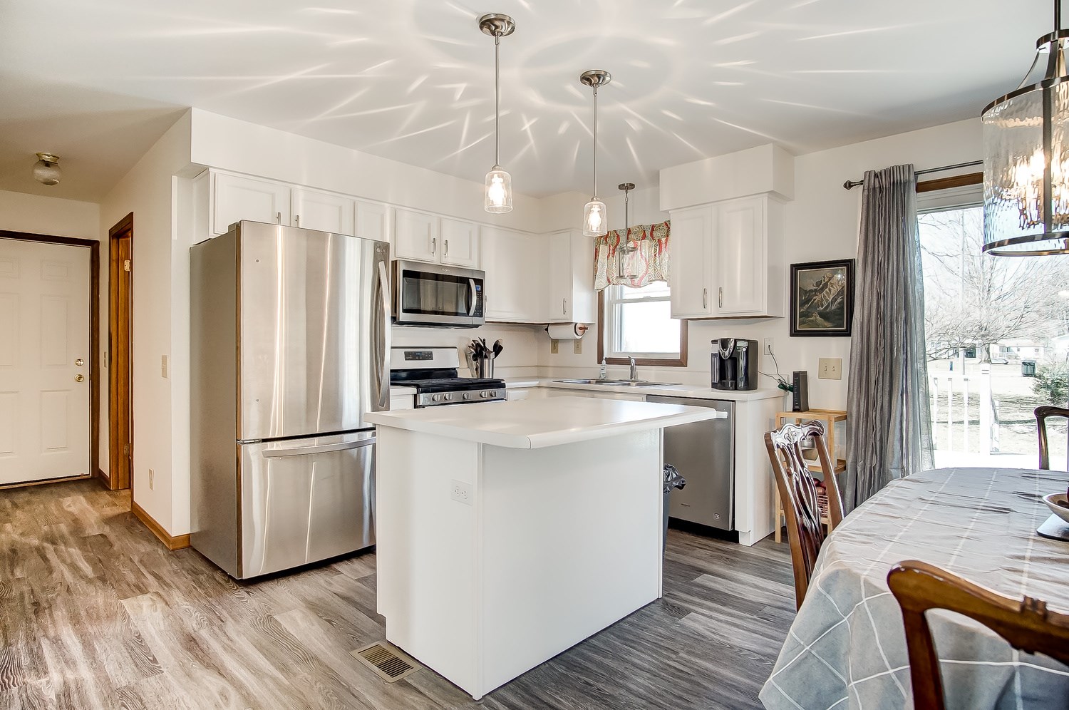 410 4th Street Howe, IN 46746 - Photo 9 of 26 Gallery Image 9