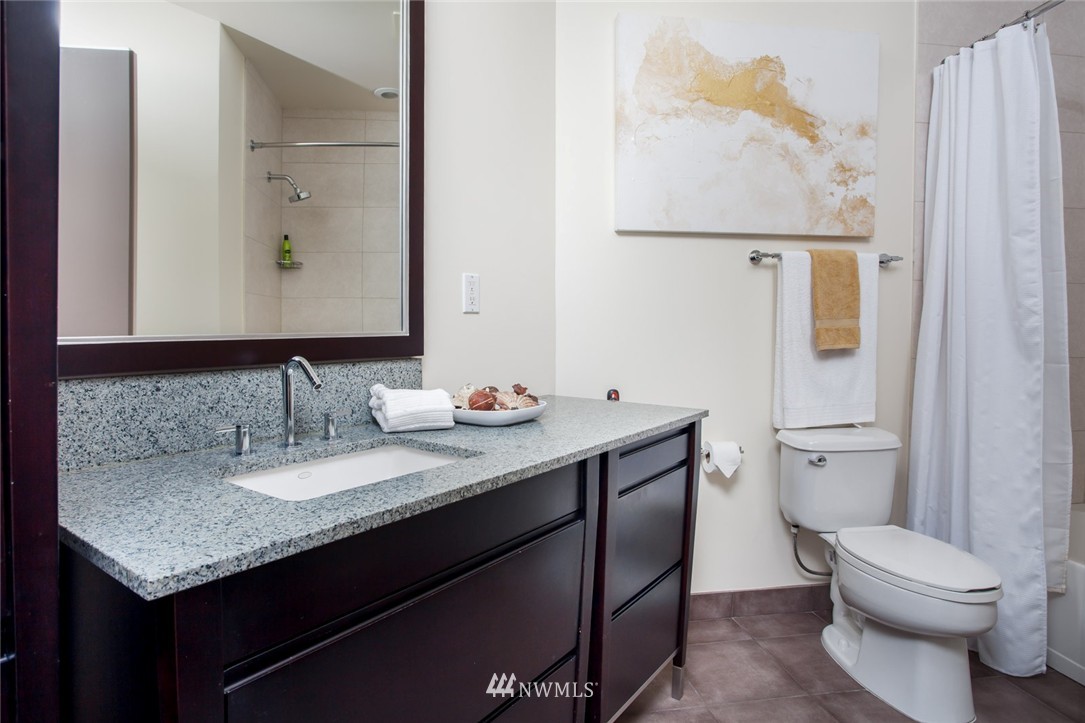 2033 2nd Avenue, Unit 2004 Seattle, WA 98121 - Photo 12 of 24
