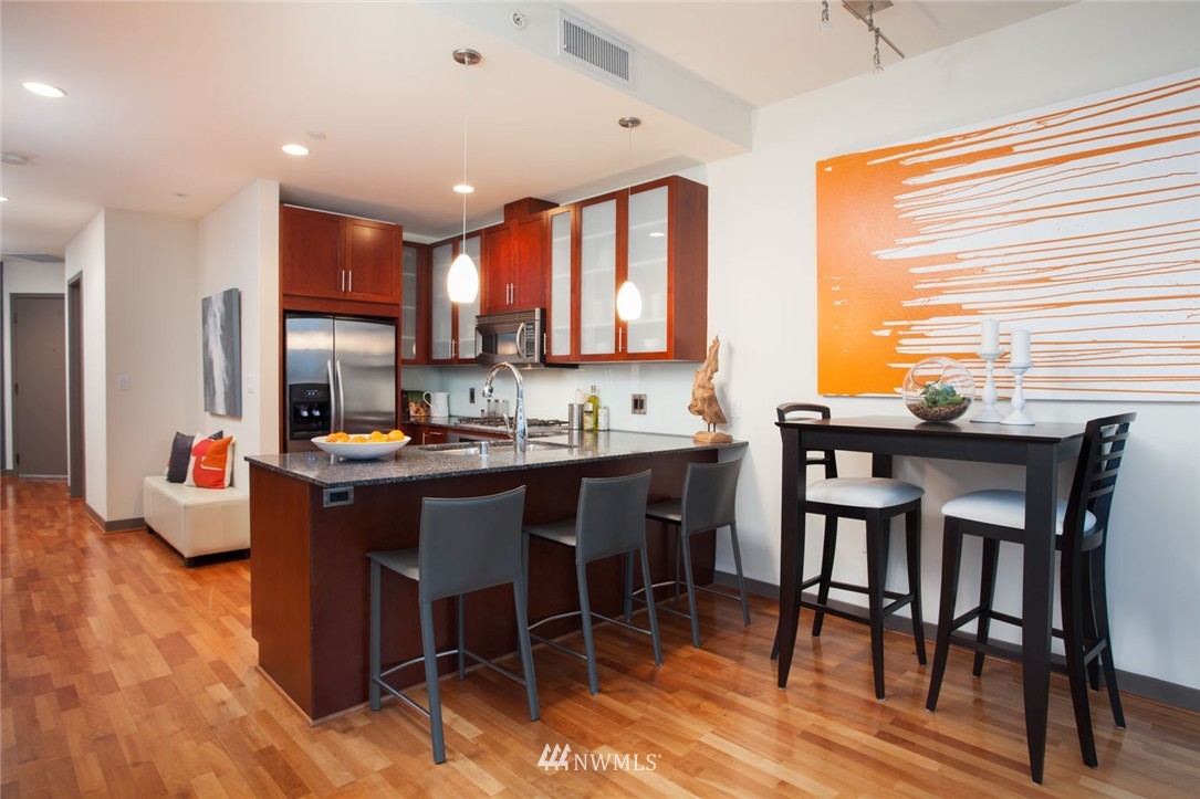 2033 2nd Avenue, Unit 2004 Seattle, WA 98121 - Photo 5 of 24