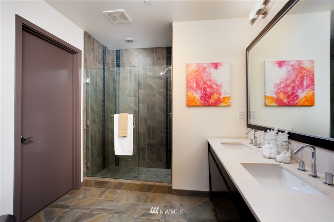 2033 2nd Avenue, Unit 2004 Seattle, WA 98121 - Photo 10 of 24