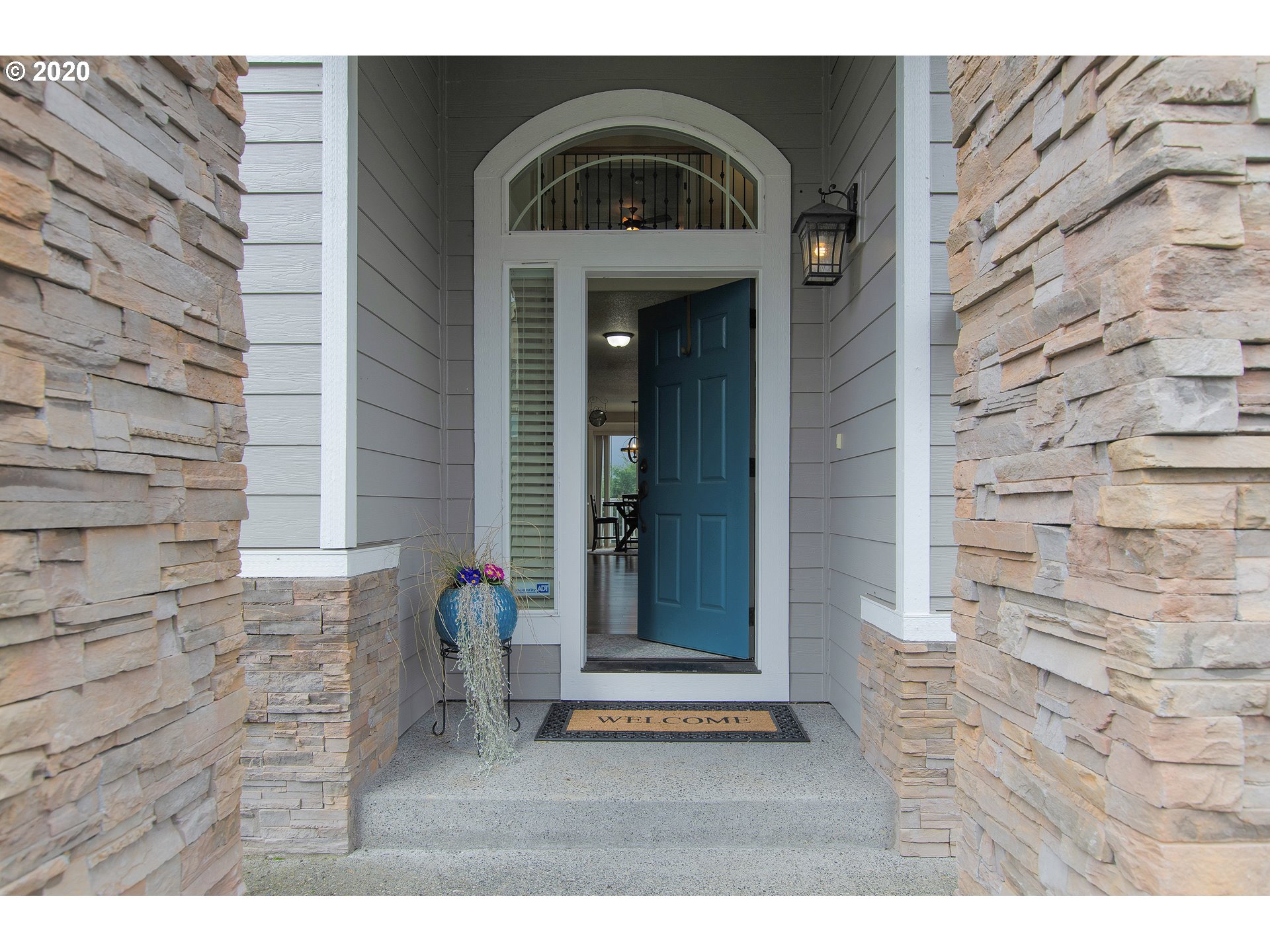 2700 Northeast 161st Street Ridgefield, WA 98642 - Photo 3 of 32 Exterior