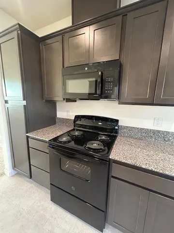 $400,475 | 147 Squaw Vly Drive, Merced, CA 95341