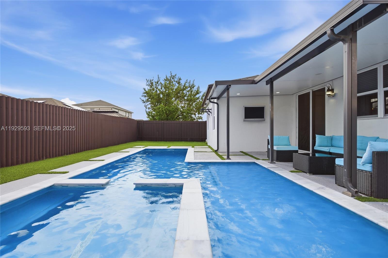 27641 Southwest 134th Court Homestead, FL 33033 - Photo 9 of 40