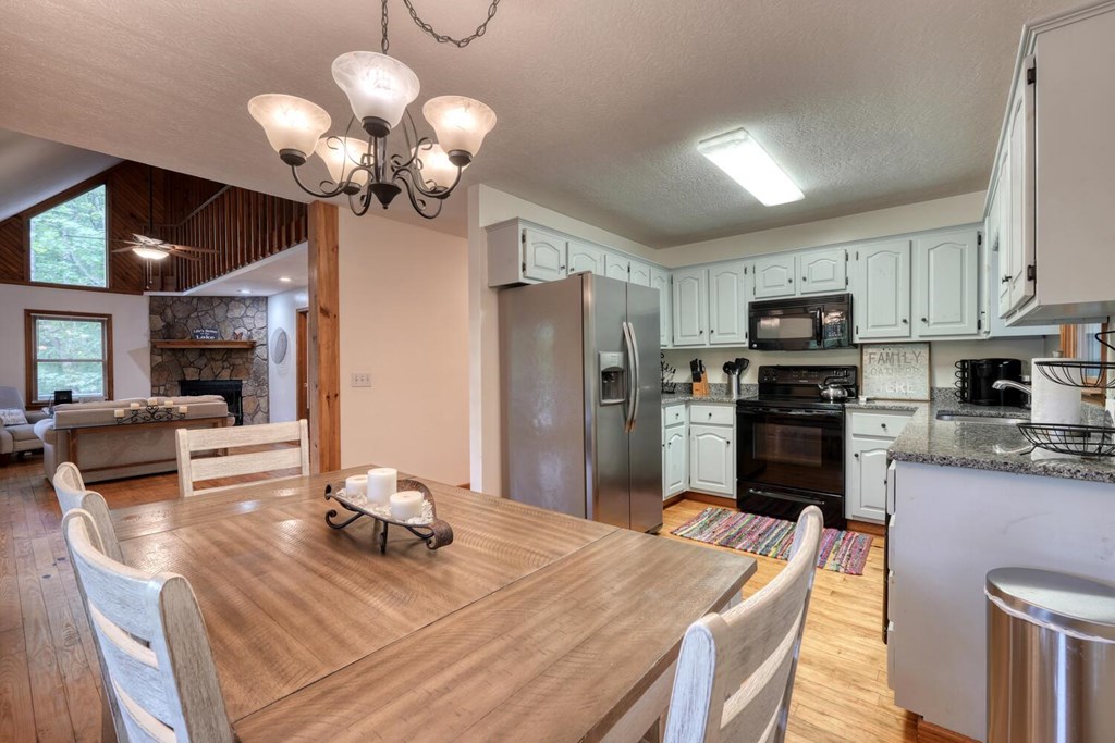 3739 Pat Colwell Road Blairsville, GA 30512 - Photo 14 of 55