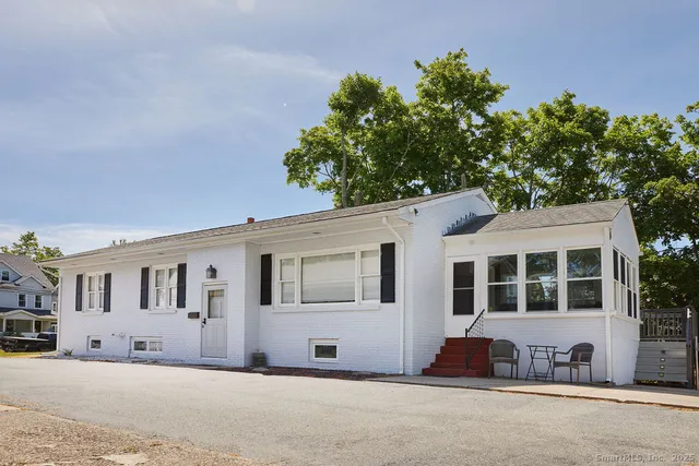 $3,700 | 1137 Ocean Avenue, New London, CT 06320