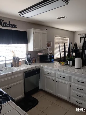 $499,900 | Undisclosed Address, Bakersfield, CA 93312