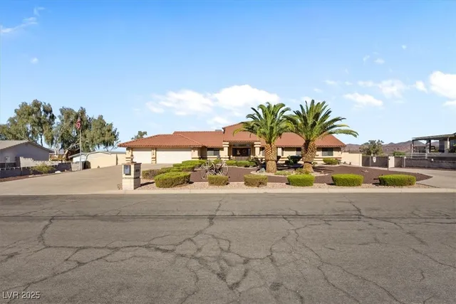 $1,150,000 | 1016 Santa Helena Avenue, Henderson, NV 89002