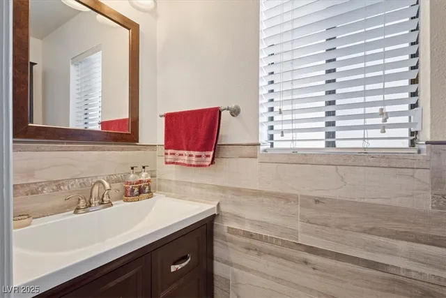 $1,150,000 | 1016 Santa Helena Avenue, Henderson, NV 89002