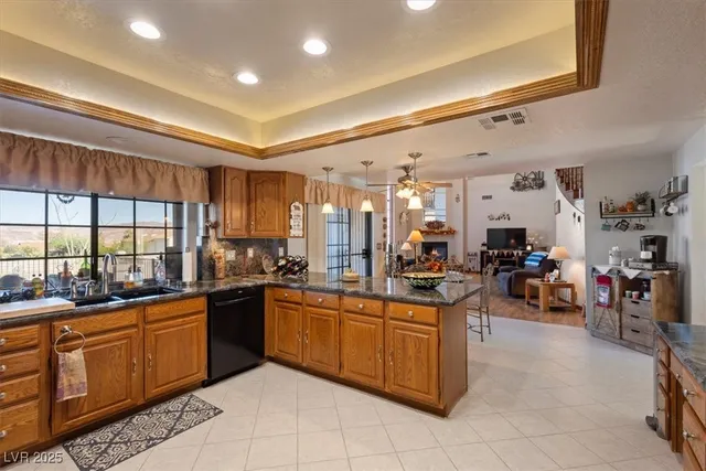 $1,150,000 | 1016 Santa Helena Avenue, Henderson, NV 89002