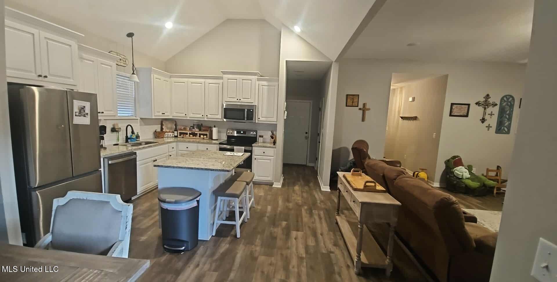 15 South Town Lane Purvis, MS 39475 - Photo 21 of 26 566619649_642776588766479_68502675402080