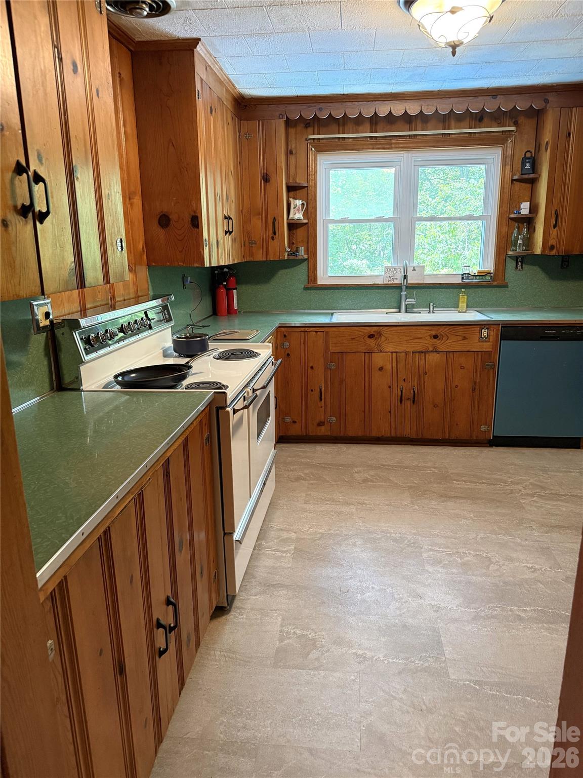 150 Cowan Lane Tryon, NC 28782 - Photo 13 of 42