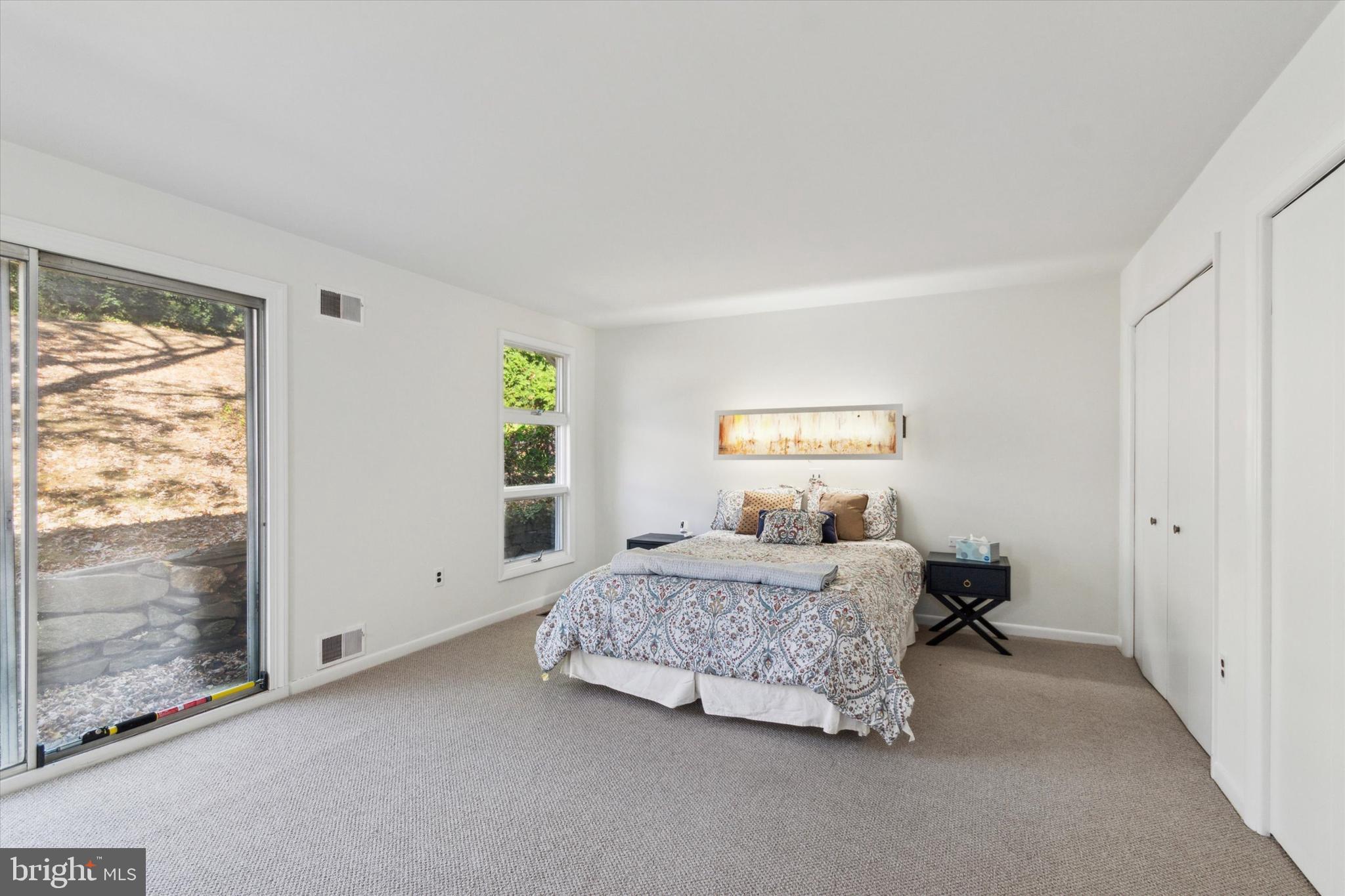 864 Beechwood Road Havertown, PA 19083 - Photo 17 of 28 Primary Bedroom with Ensuite Bathroom