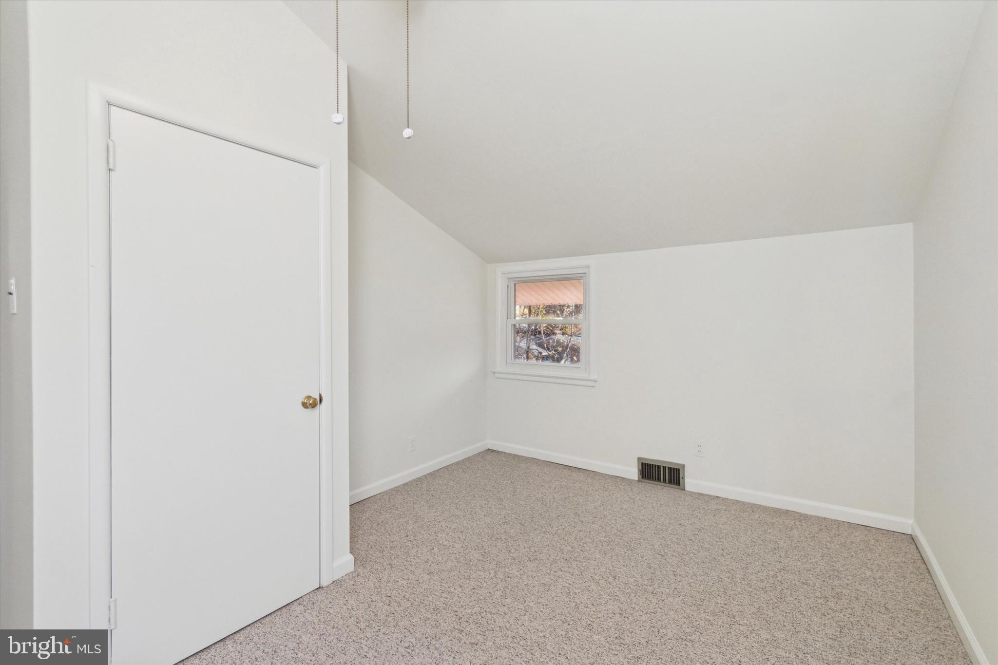 864 Beechwood Road Havertown, PA 19083 - Photo 24 of 28 Bedroom 4