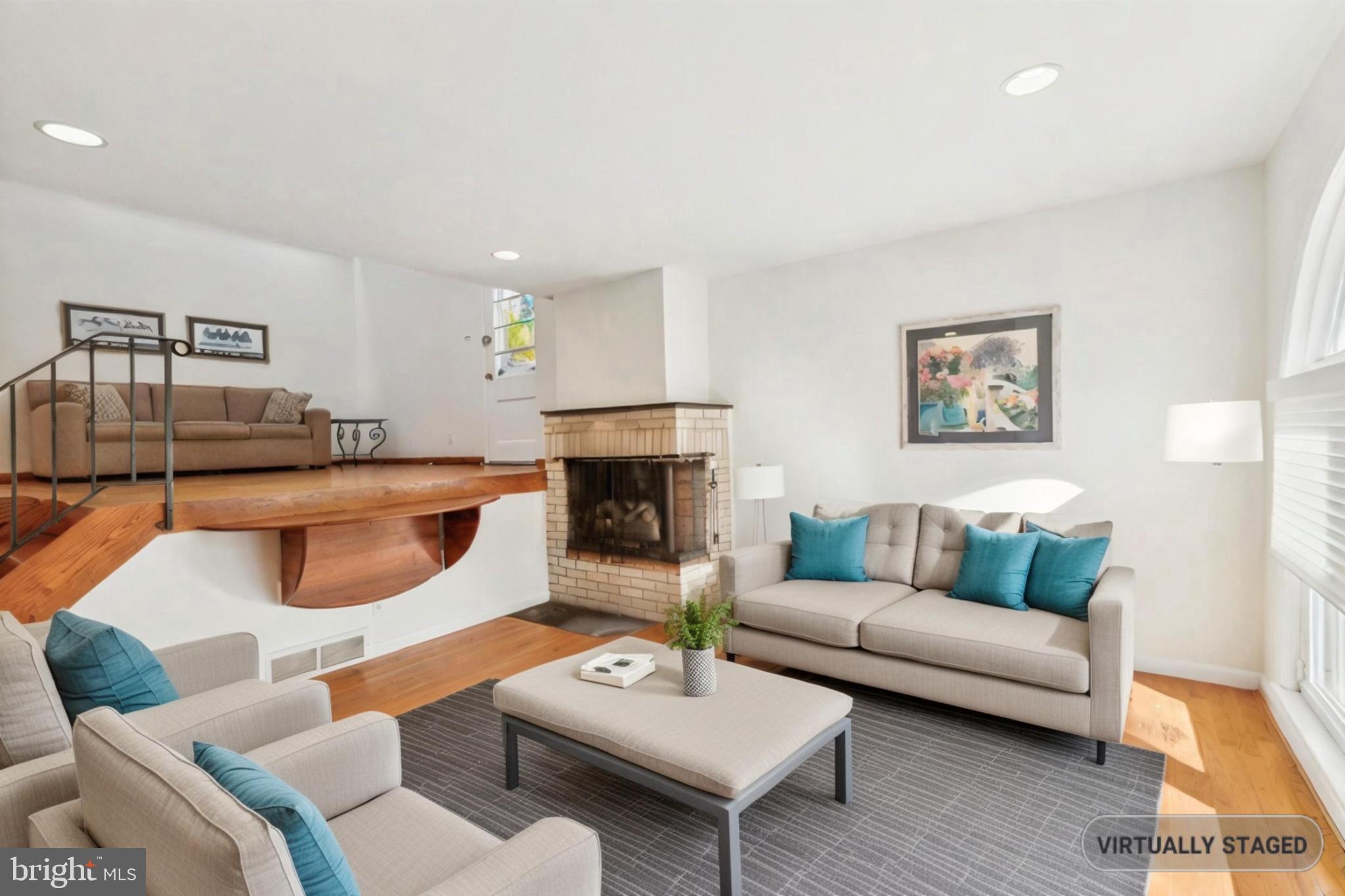 864 Beechwood Road Havertown, PA 19083 - Photo 4 of 28 Virtually Staged - Living Room