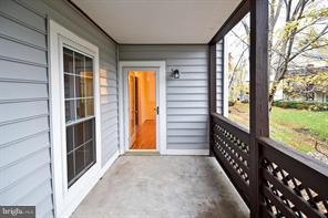 10085 Oakton Terrace Road Oakton, VA 22124 - Photo 18 of 30