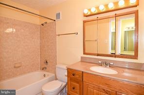 10085 Oakton Terrace Road Oakton, VA 22124 - Photo 28 of 30