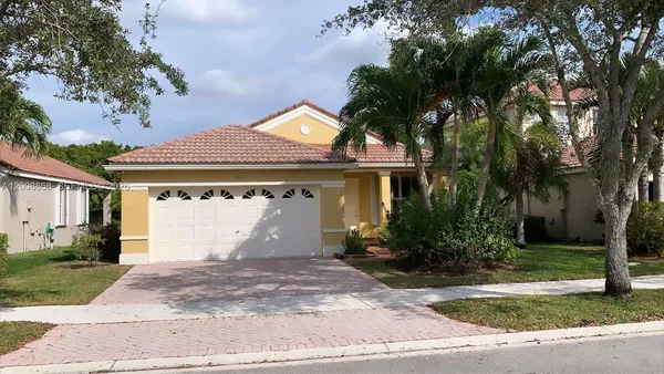 $3,880 | 756 Sand Creek Circle, Weston, FL 33327