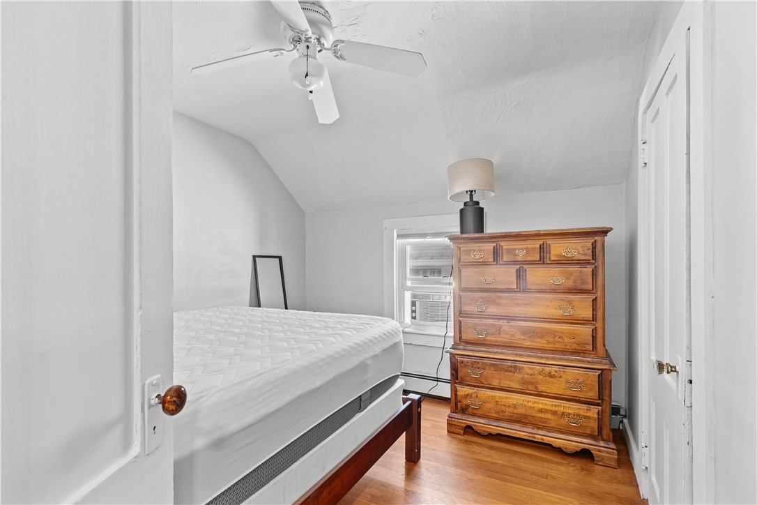 35 Pope Street Newport, RI 02840 - Photo 19 of 29