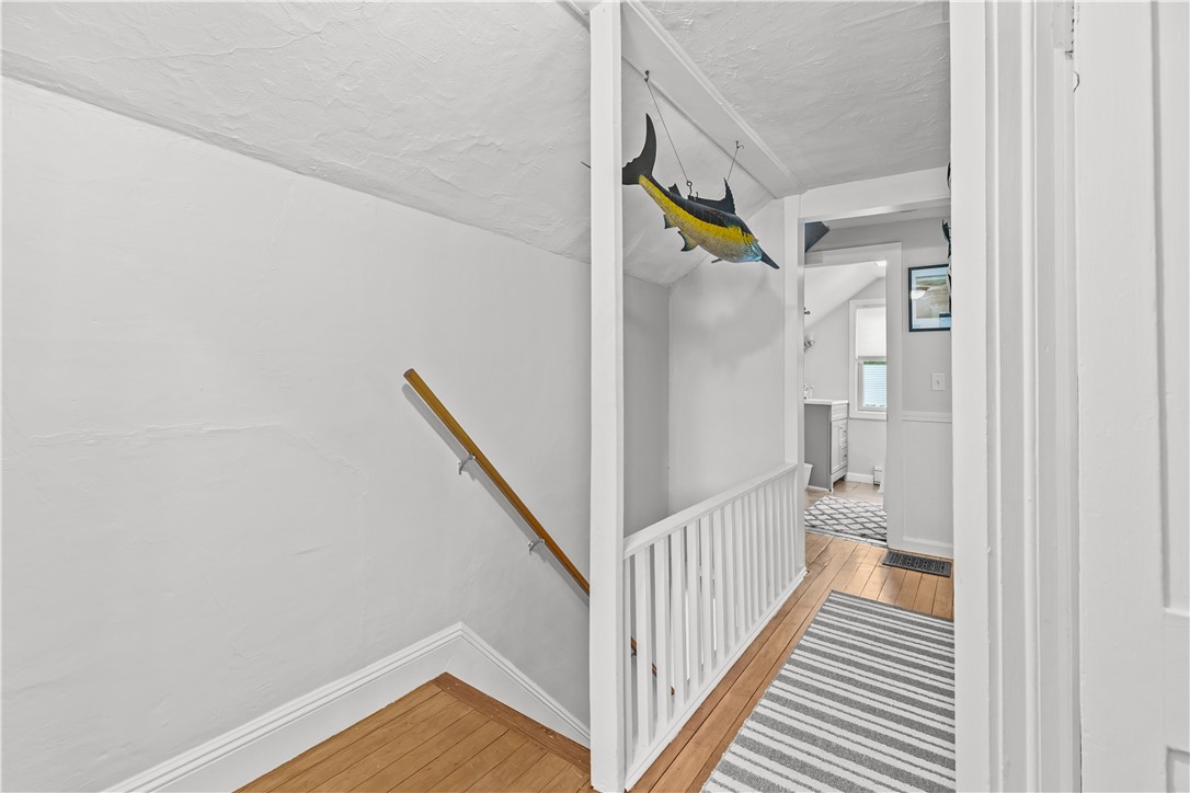 35 Pope Street Newport, RI 02840 - Photo 21 of 29