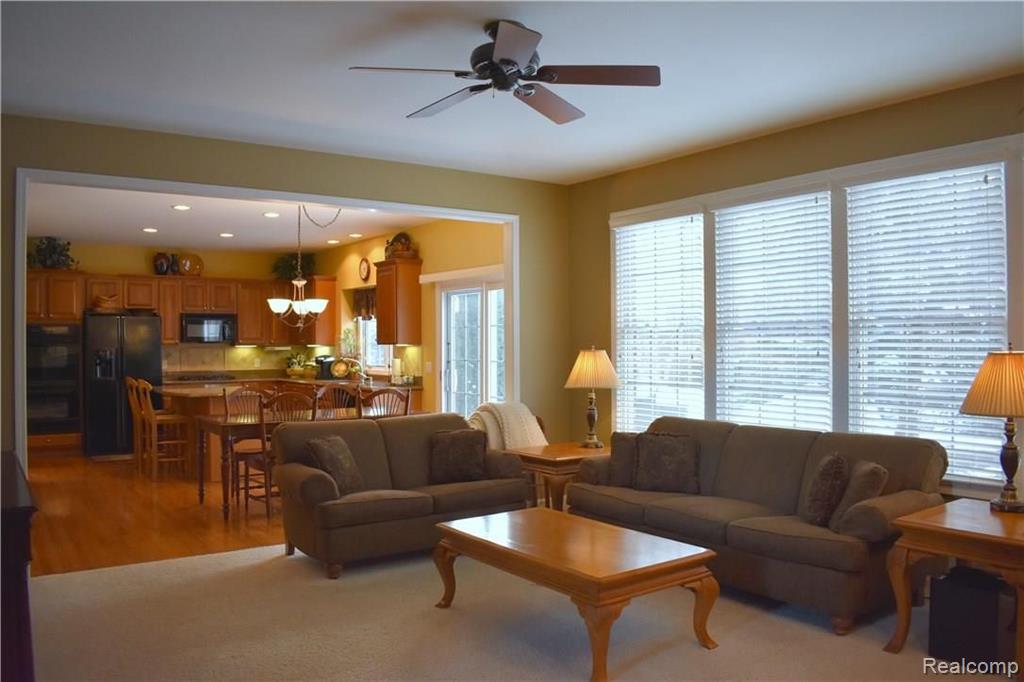 1668 Blushing Court Rochester, MI 48307 - Photo 17 of 34