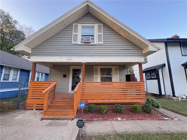 $170,000 | 1878 Minnesota Avenue, Kansas City, KS 66102