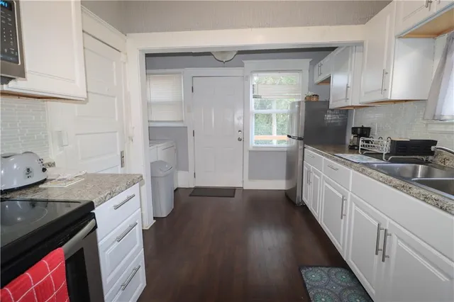 $170,000 | 1878 Minnesota Avenue, Kansas City, KS 66102