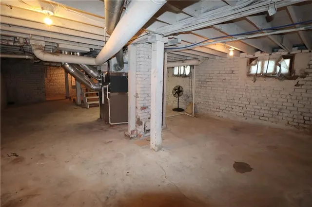 $170,000 | 1878 Minnesota Avenue, Kansas City, KS 66102