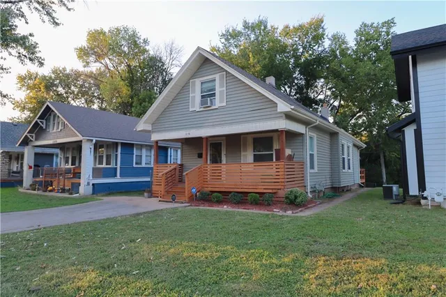 $170,000 | 1878 Minnesota Avenue, Kansas City, KS 66102