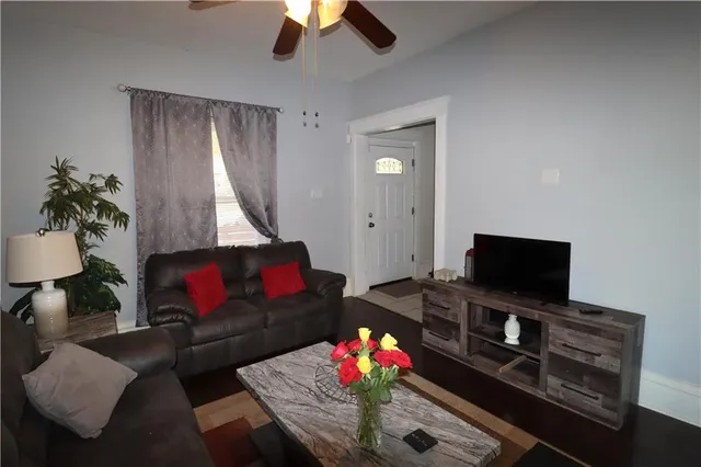 $170,000 | 1878 Minnesota Avenue, Kansas City, KS 66102