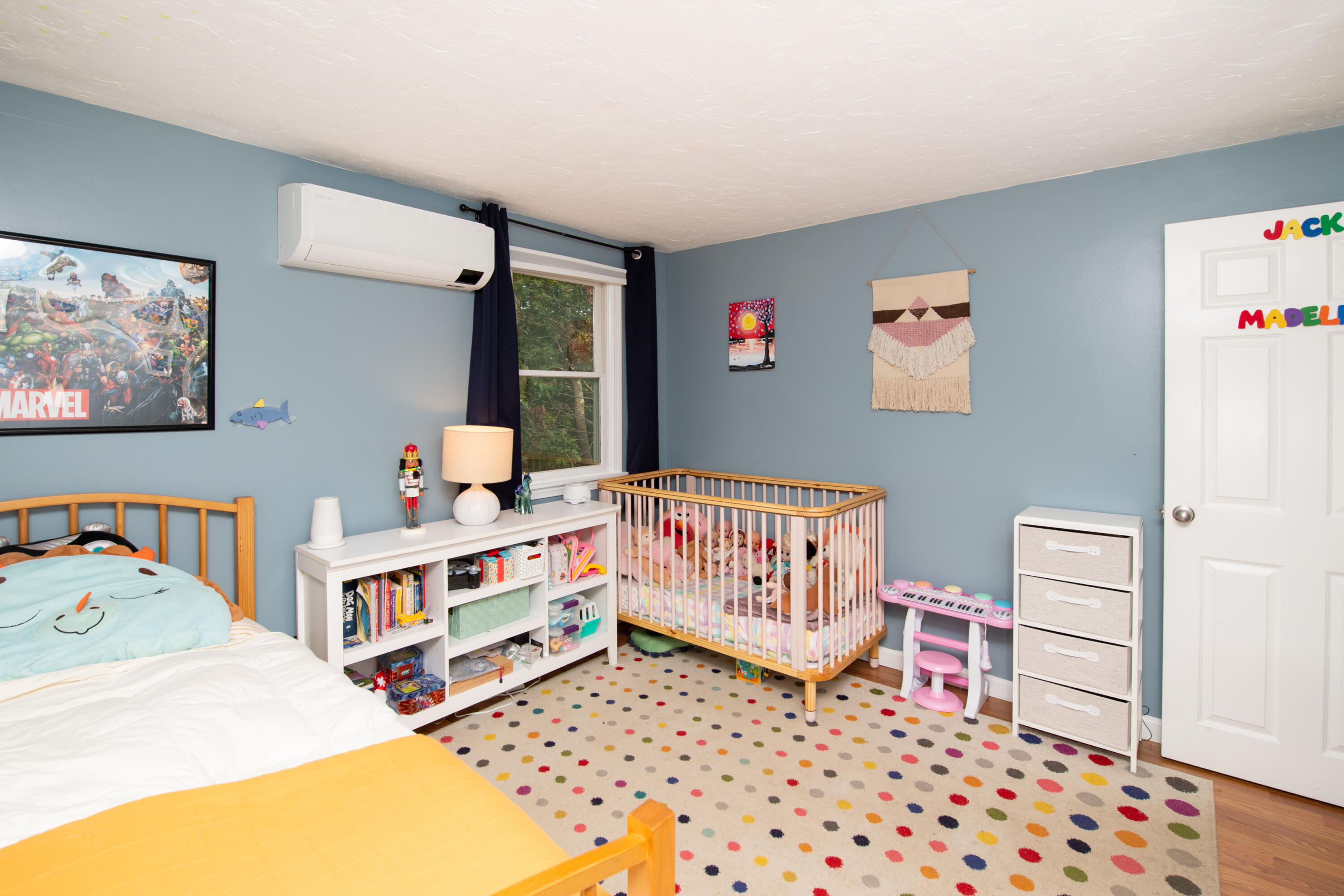 11 Warwick Way Mashpee, MA 02649 - Photo 27 of 67 a bedroom with furniture and baby crib