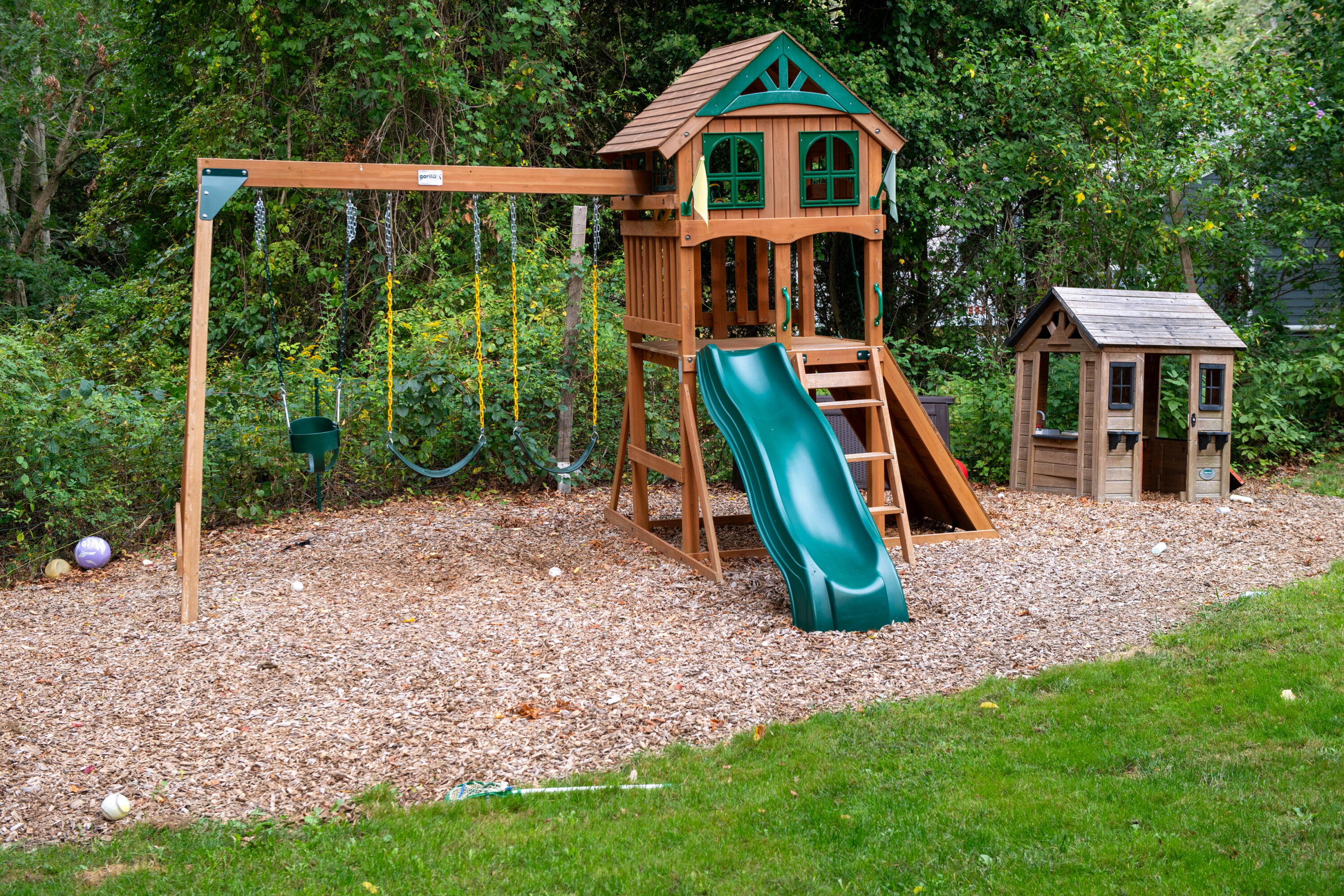 11 Warwick Way Mashpee, MA 02649 - Photo 61 of 67 a front view of a house with garden