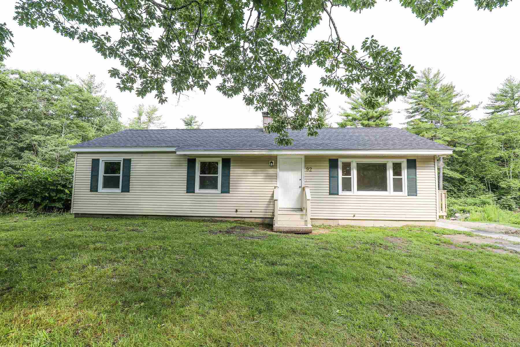 92 Old Chester Road Derry, NH 03038 - Photo 2 of 27