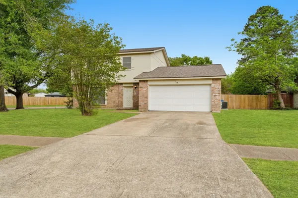 $199,999 | 6914 Ten Curves Road, Spring, TX 77379