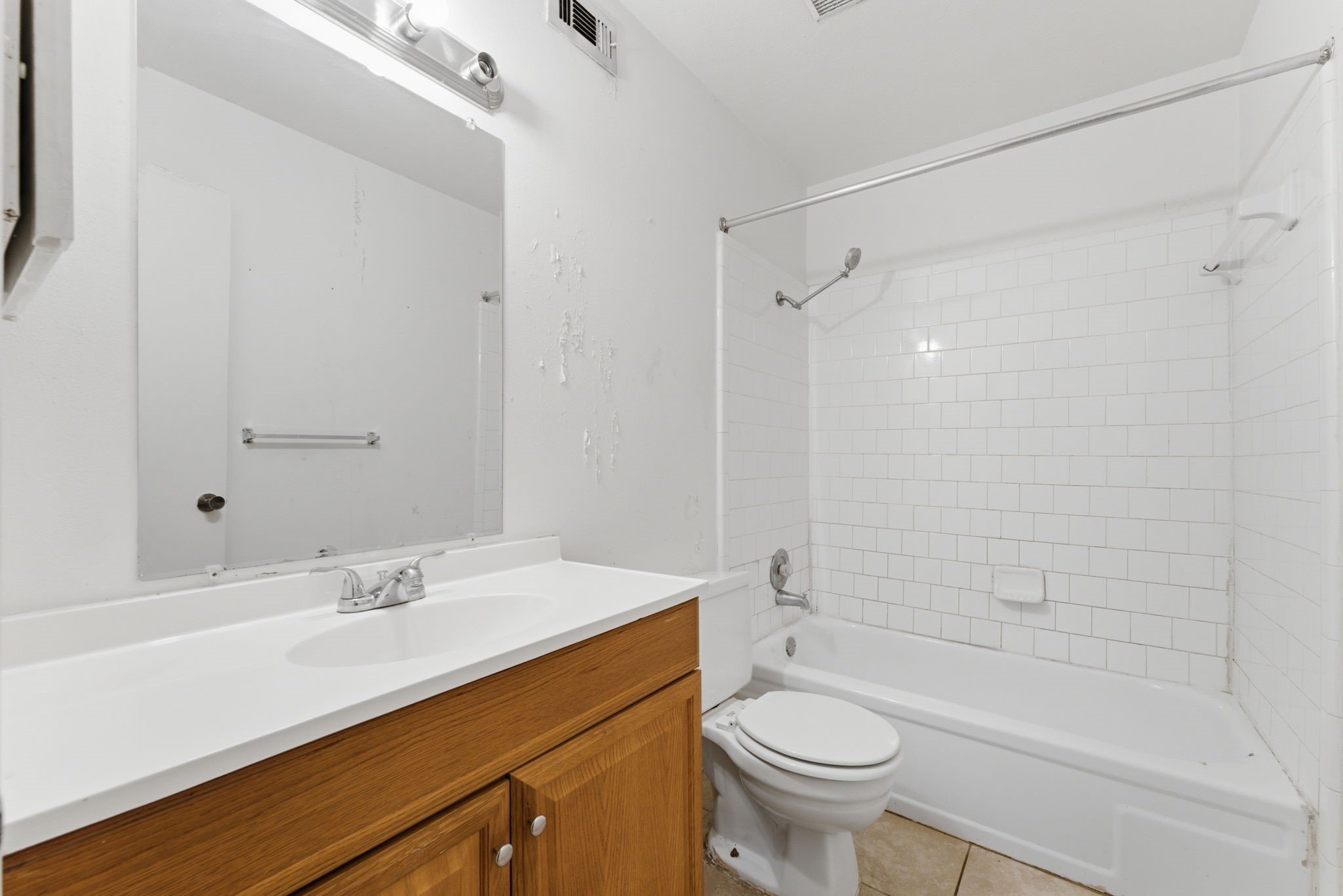 6914 Ten Curves Road Spring, TX 77379 - Photo 14 of 26 Secondary upstairs bathroom.